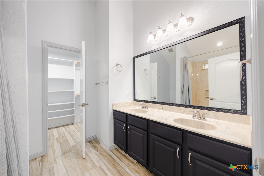 1016 Ridgeview Drive
