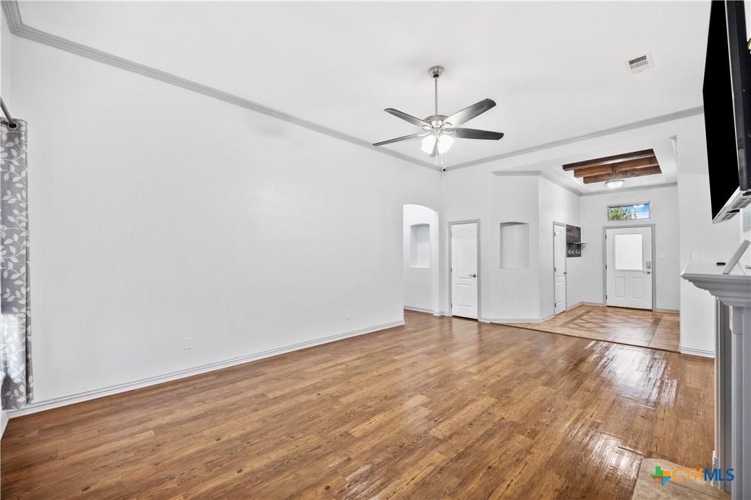1016 Ridgeview Drive