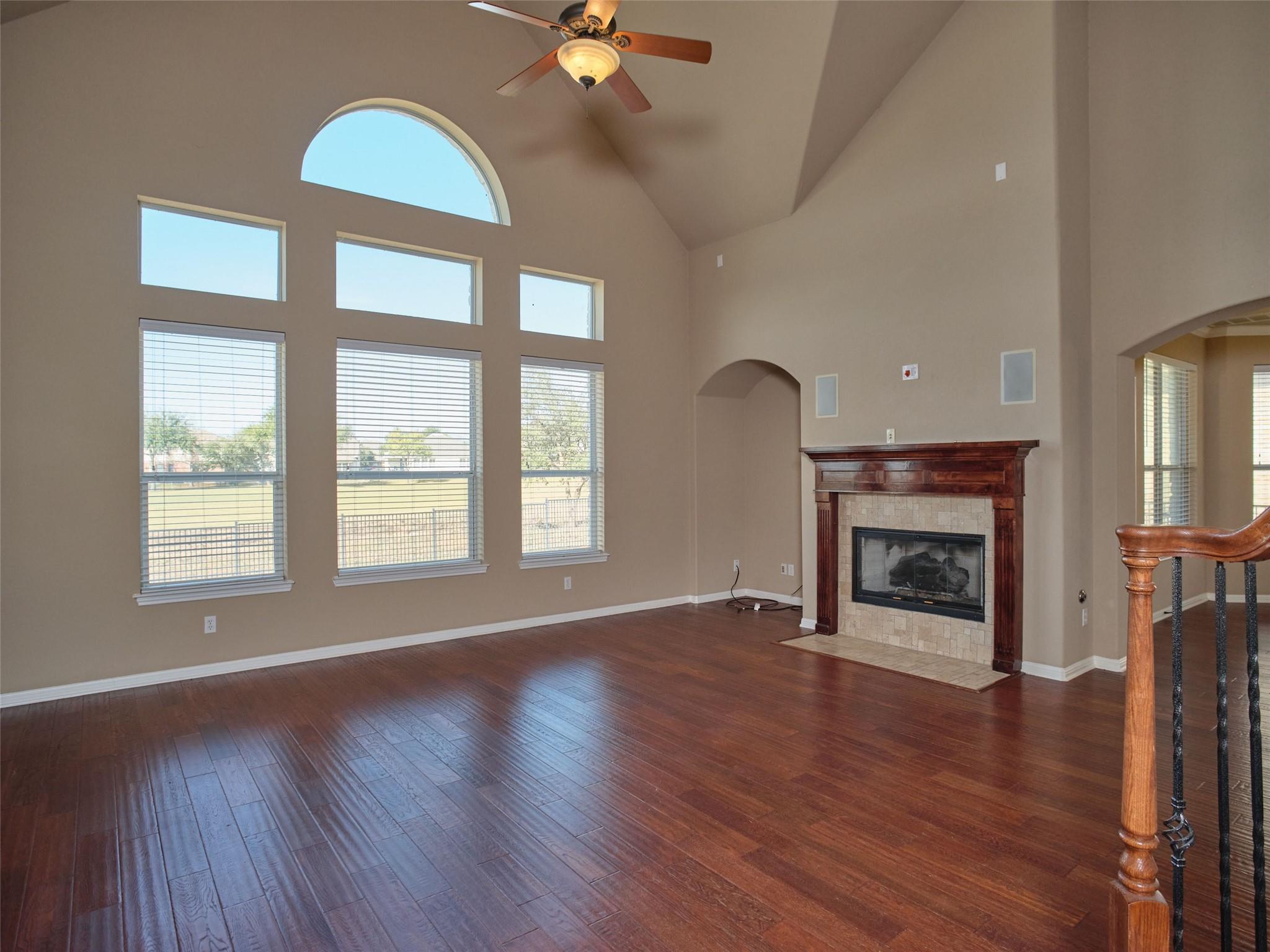 1116 Hillridge DR