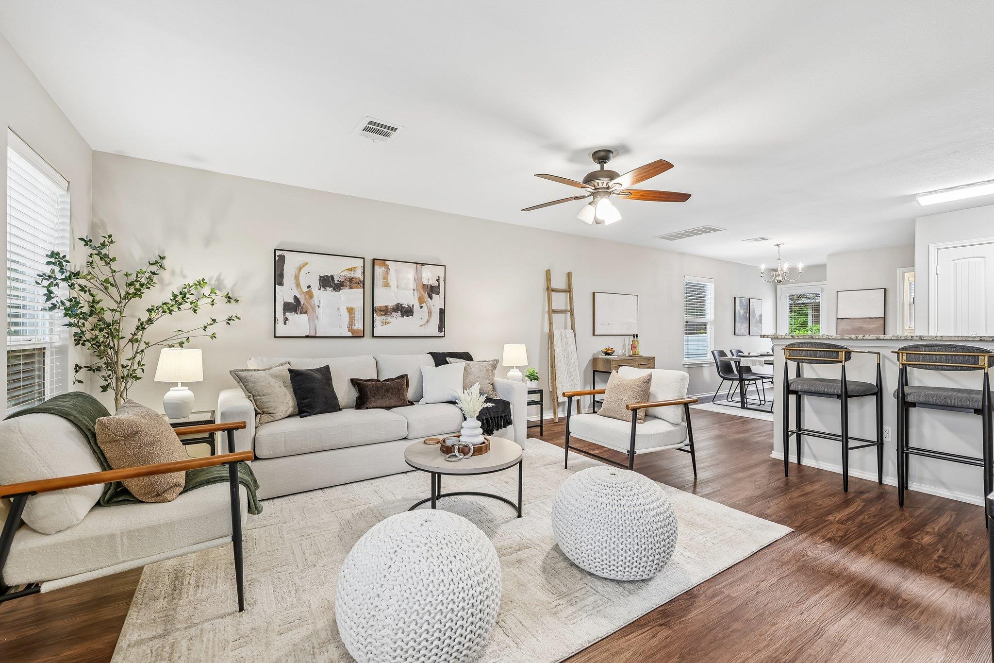 1808 Enchanted Rock DR