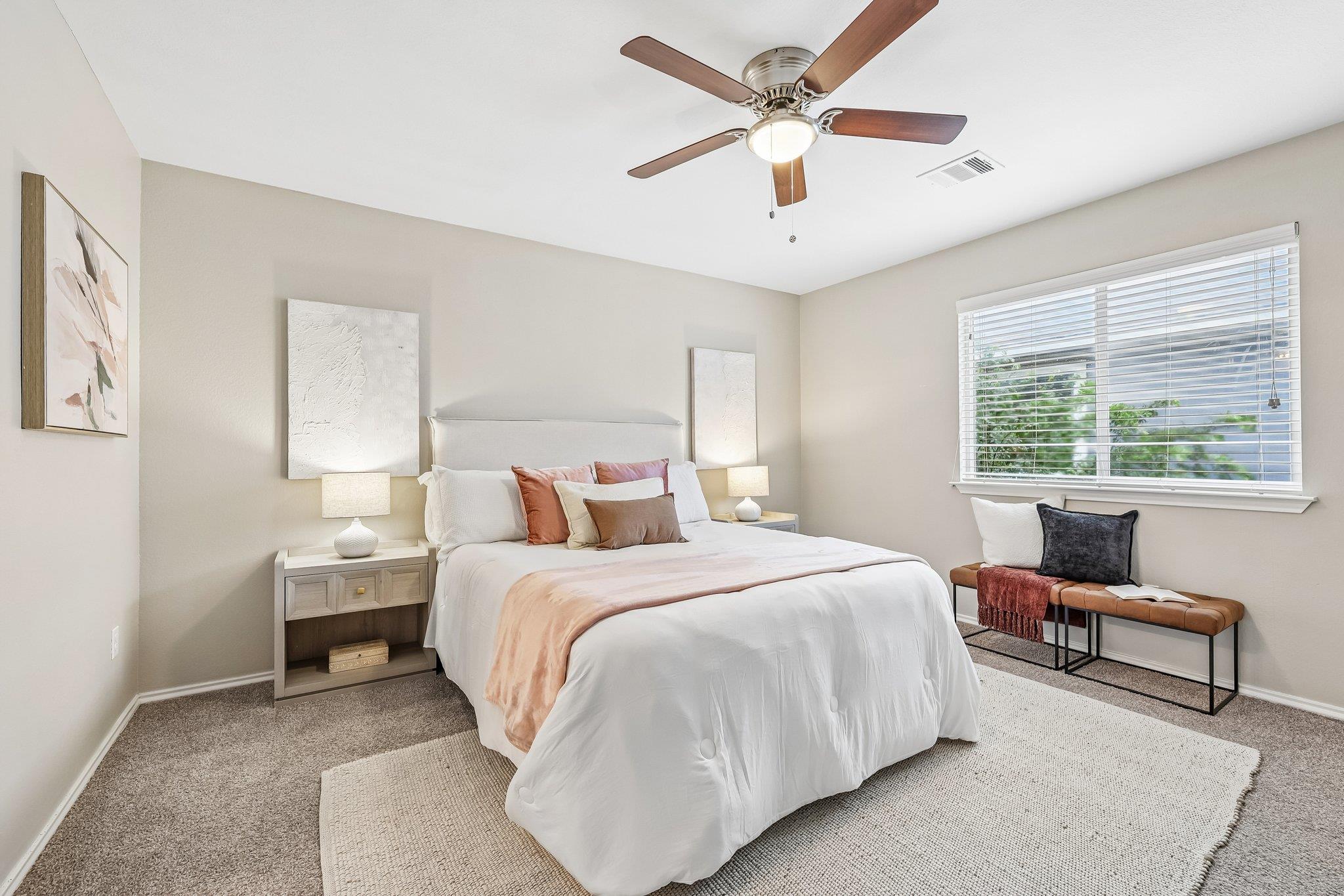 1808 Enchanted Rock DR