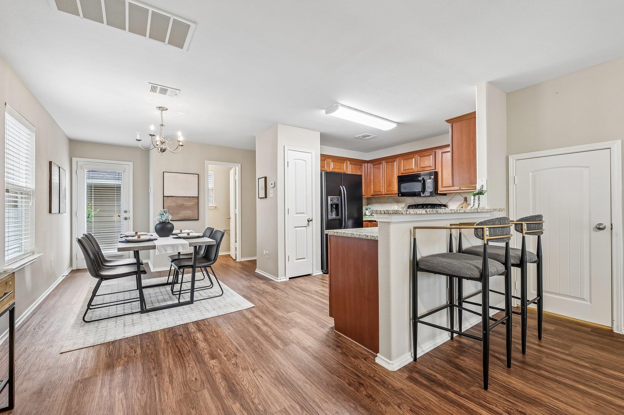 1808 Enchanted Rock DR