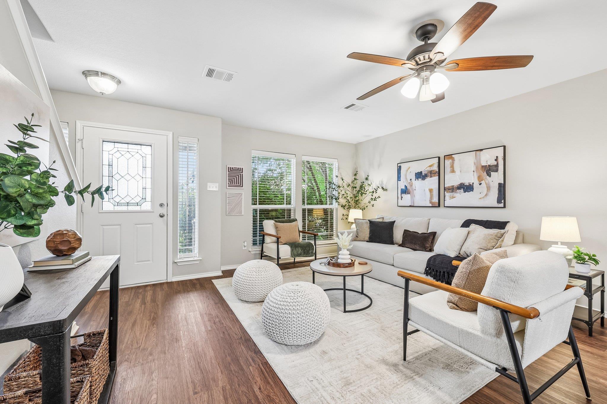 1808 Enchanted Rock DR