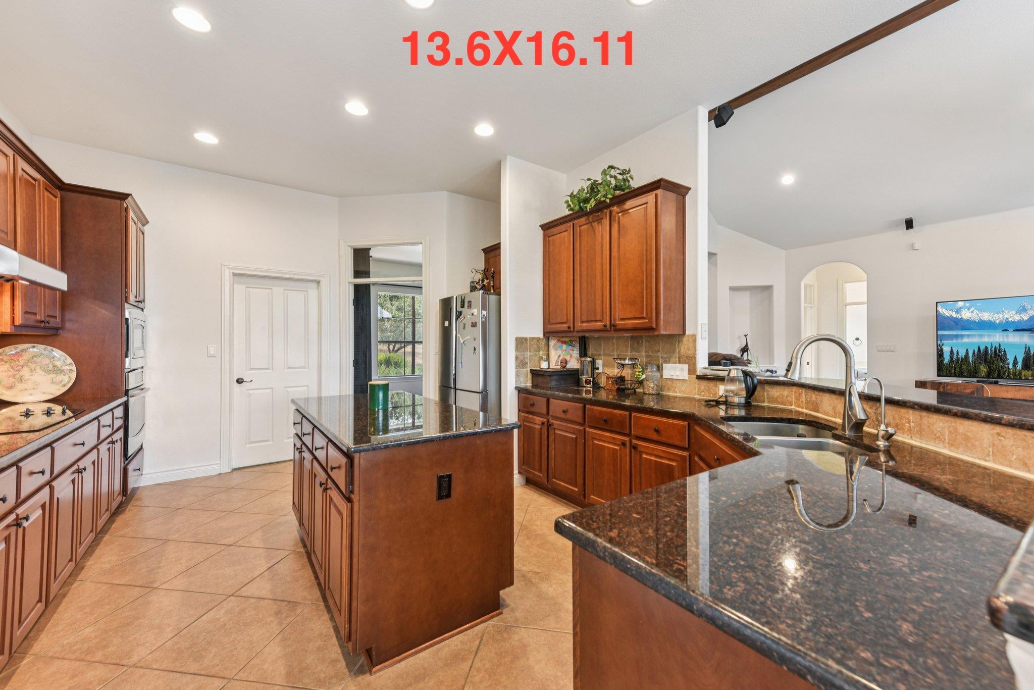 302 High Plains DR