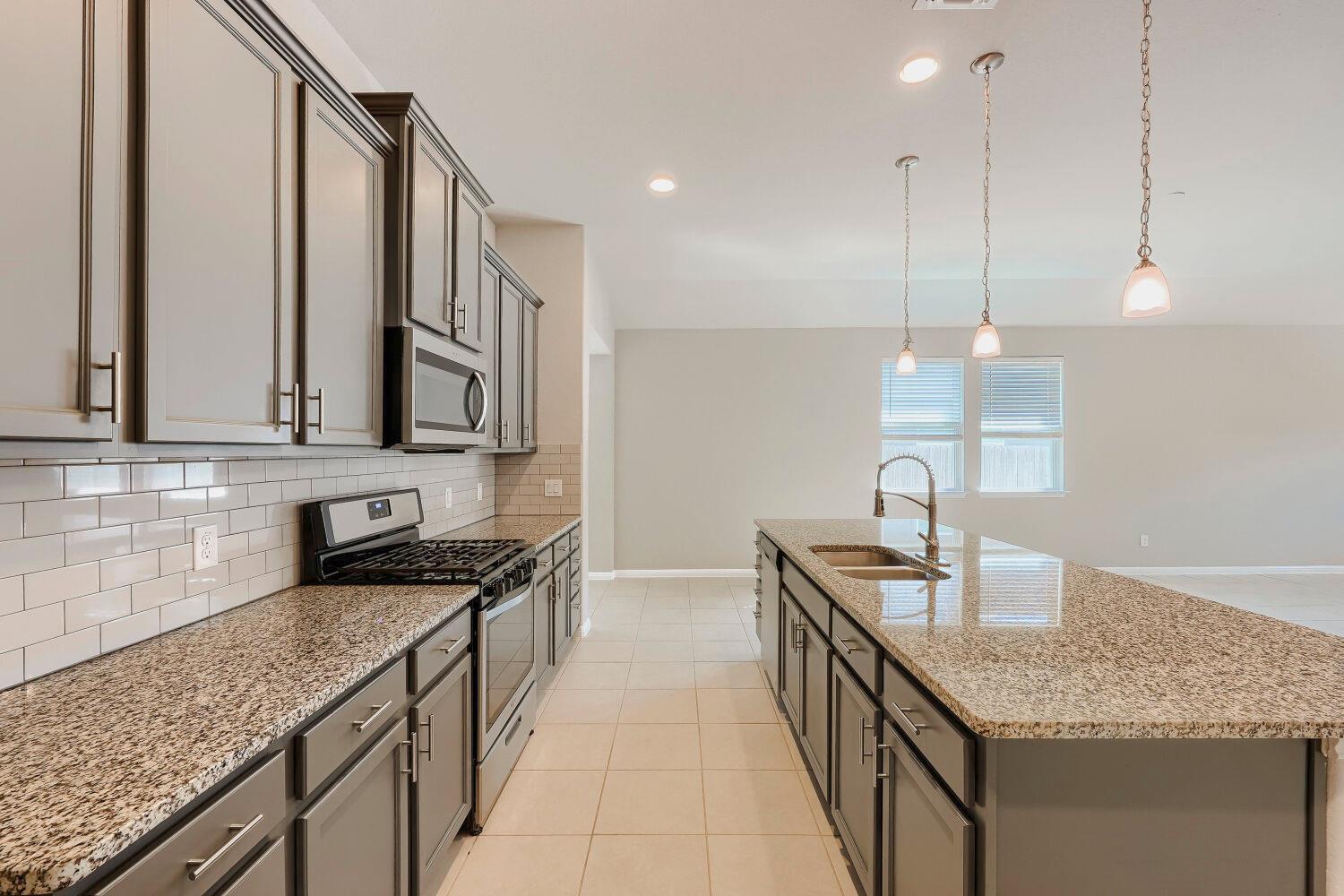 170 Silver Glen DR