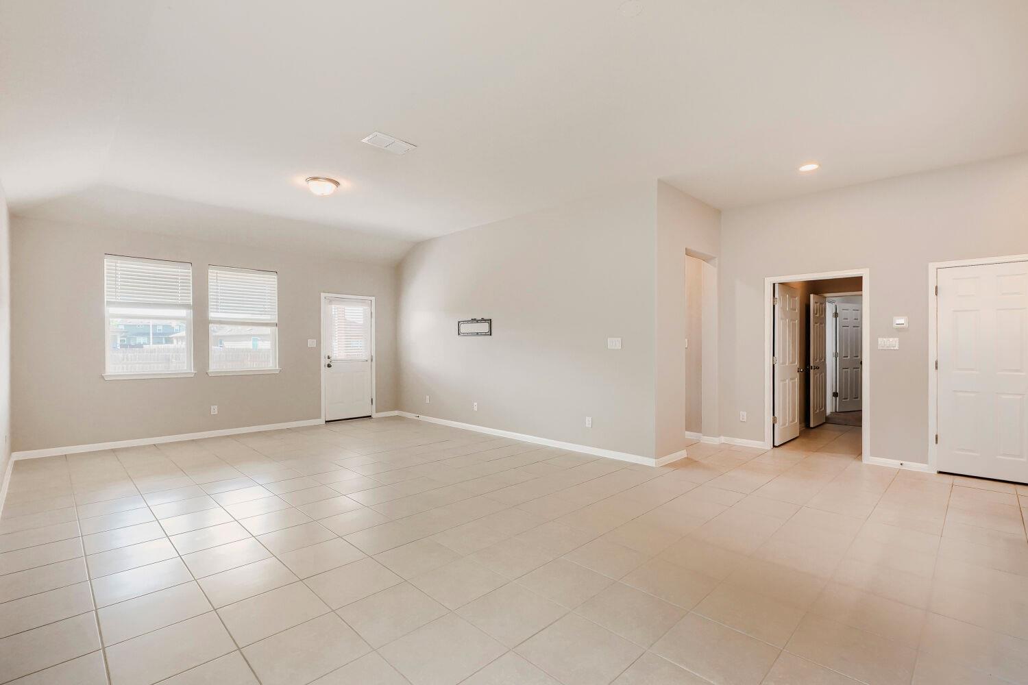 170 Silver Glen DR