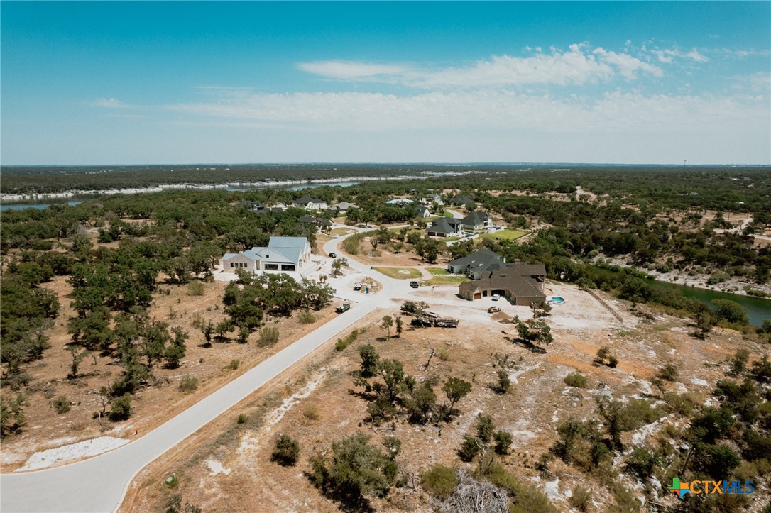191 Lakeview Estates Dr