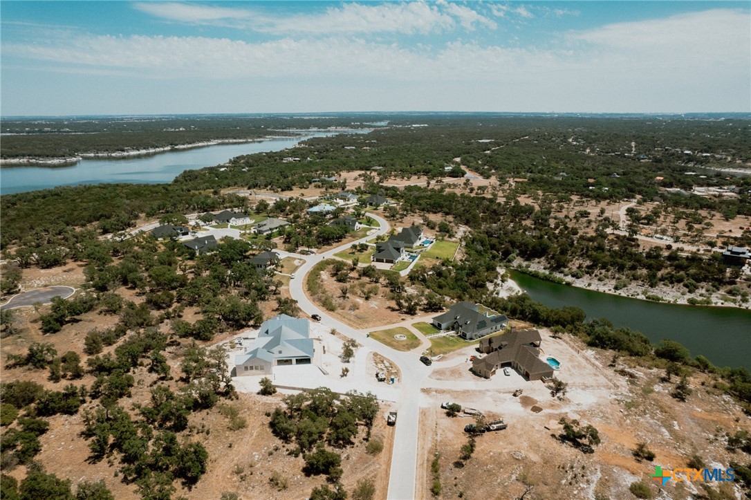 191 Lakeview Estates Dr