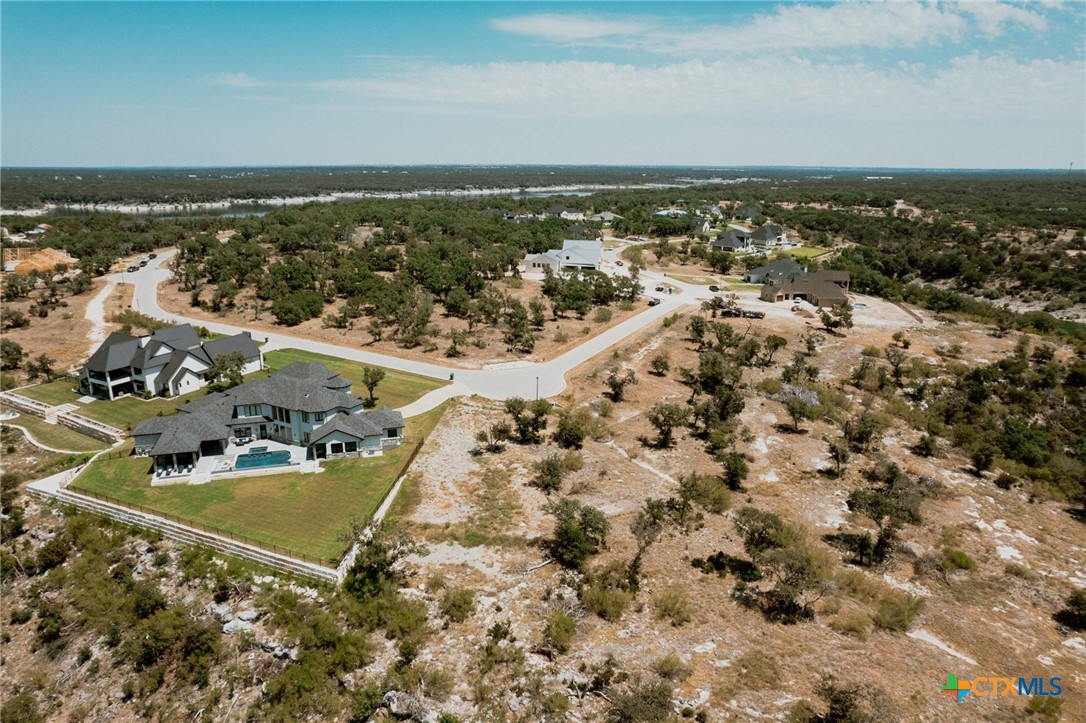 191 Lakeview Estates Dr