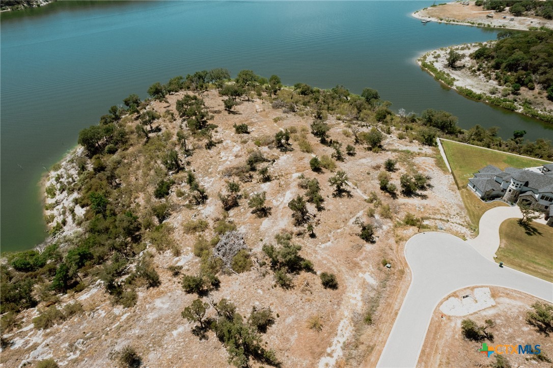 191 Lakeview Estates Dr