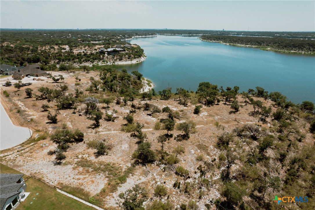191 Lakeview Estates Dr