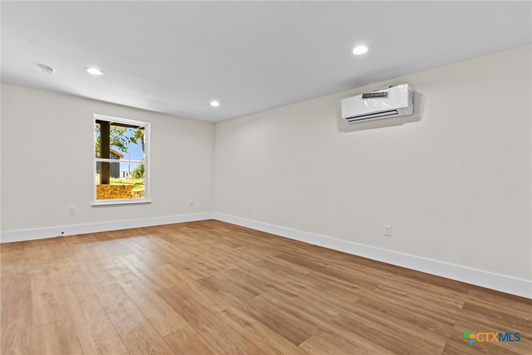 103 Breezeway Drive