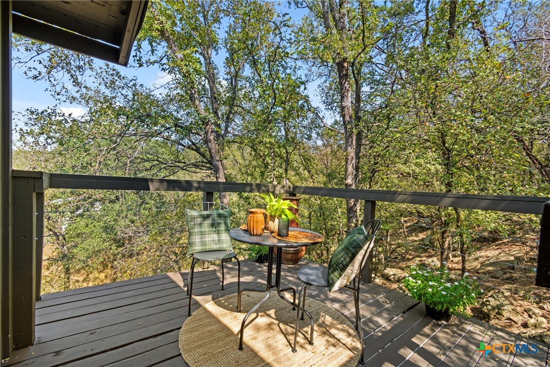 103 Breezeway Drive