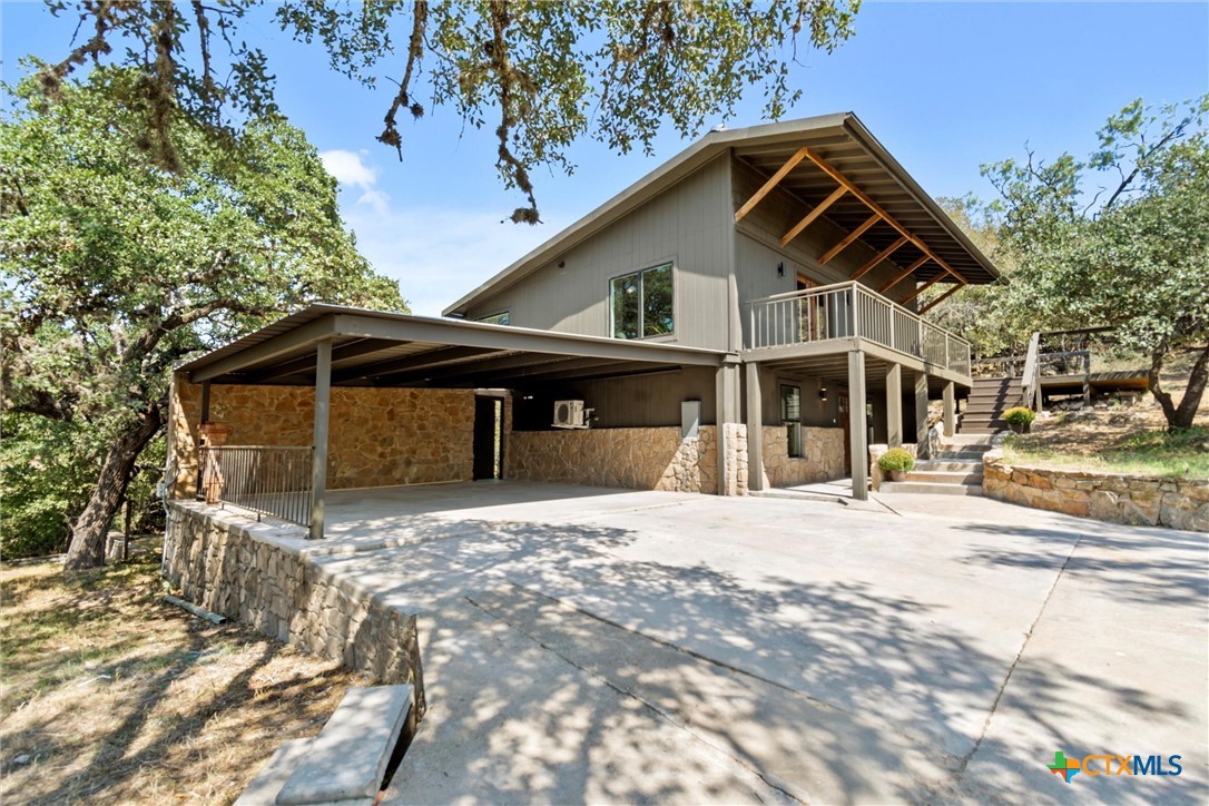 103 Breezeway Drive
