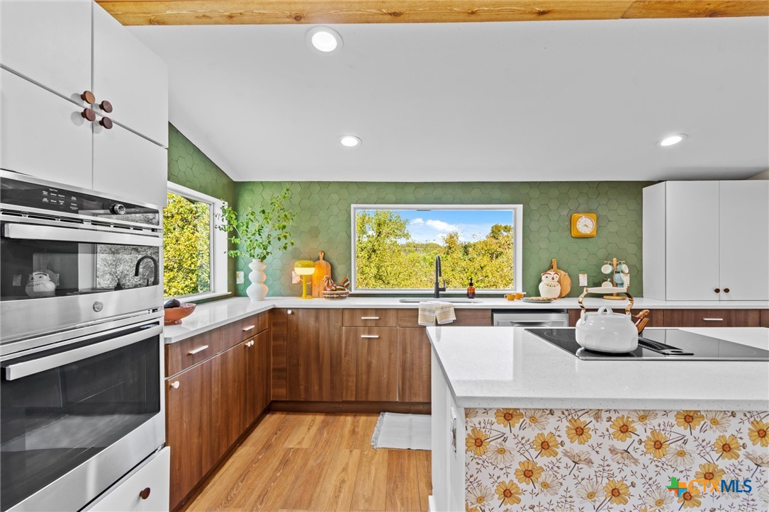 103 Breezeway Drive