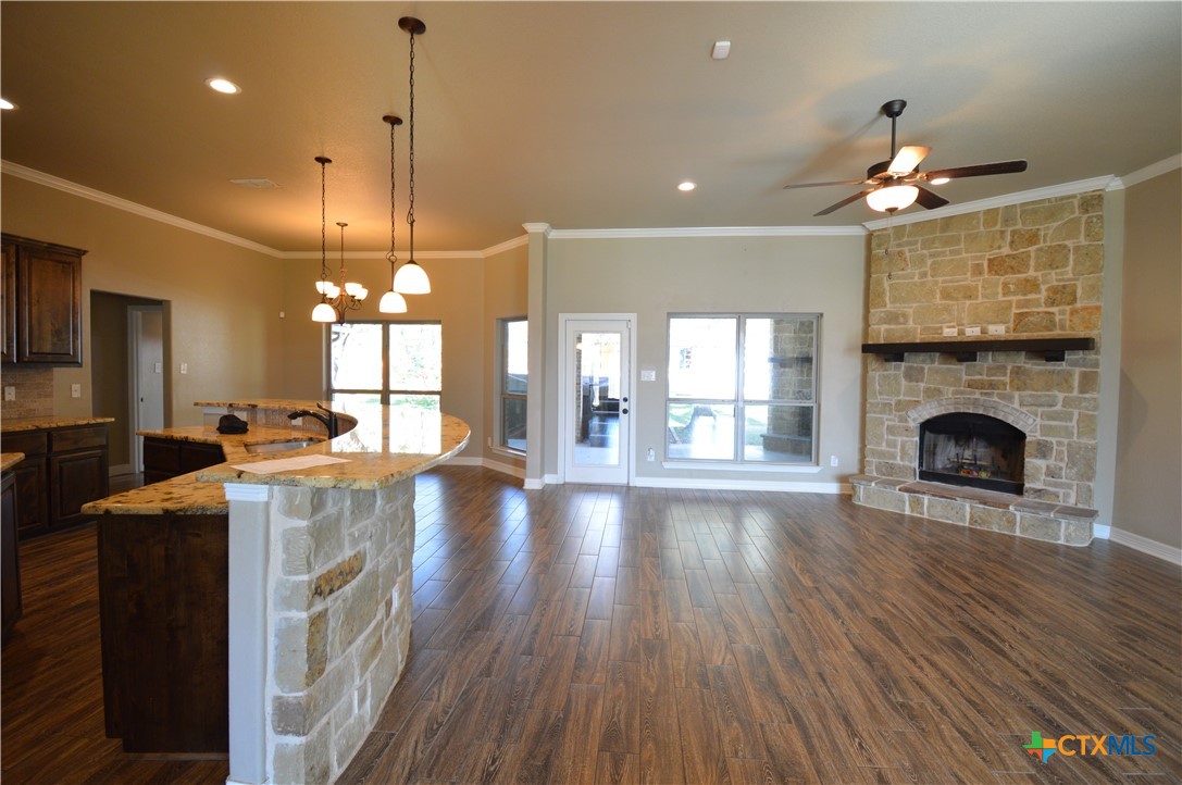 16 Riverstone Parkway