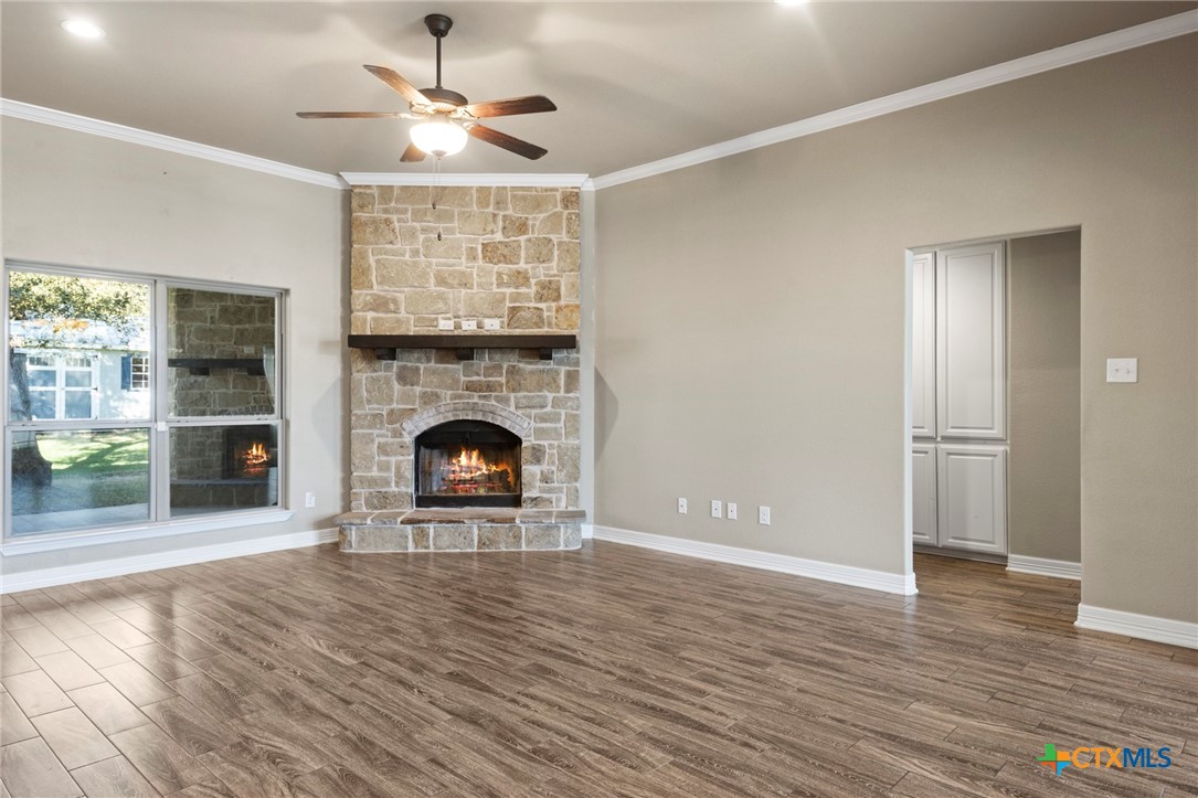16 Riverstone Parkway
