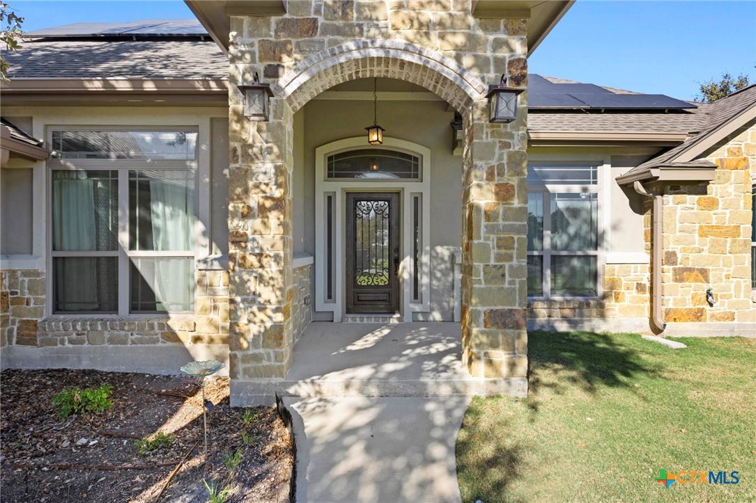 16 Riverstone Parkway