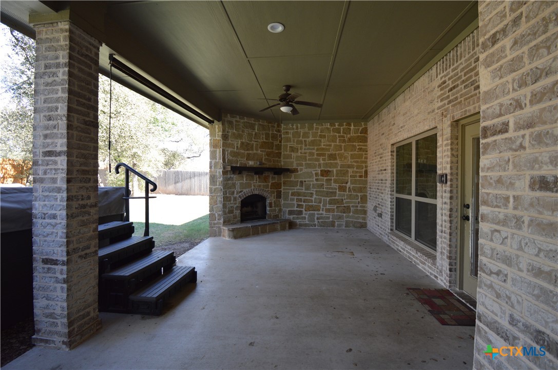 16 Riverstone Parkway