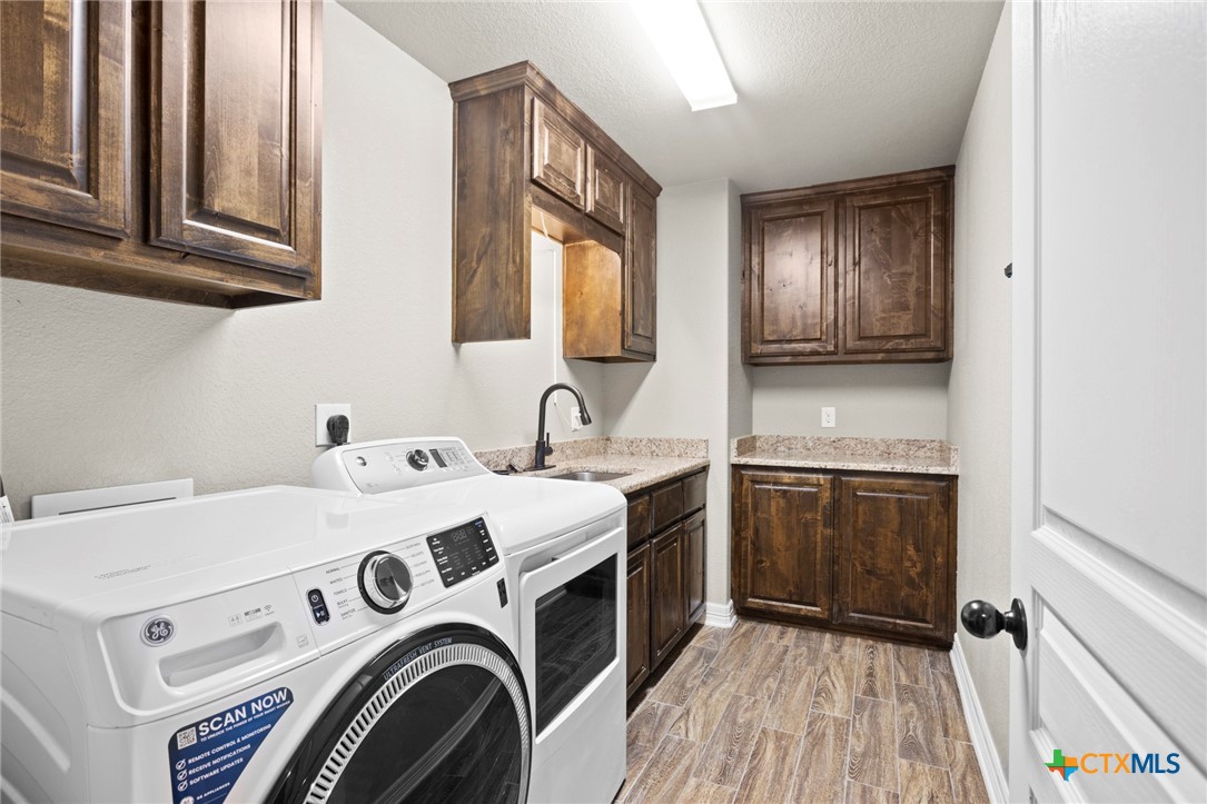 16 Riverstone Parkway