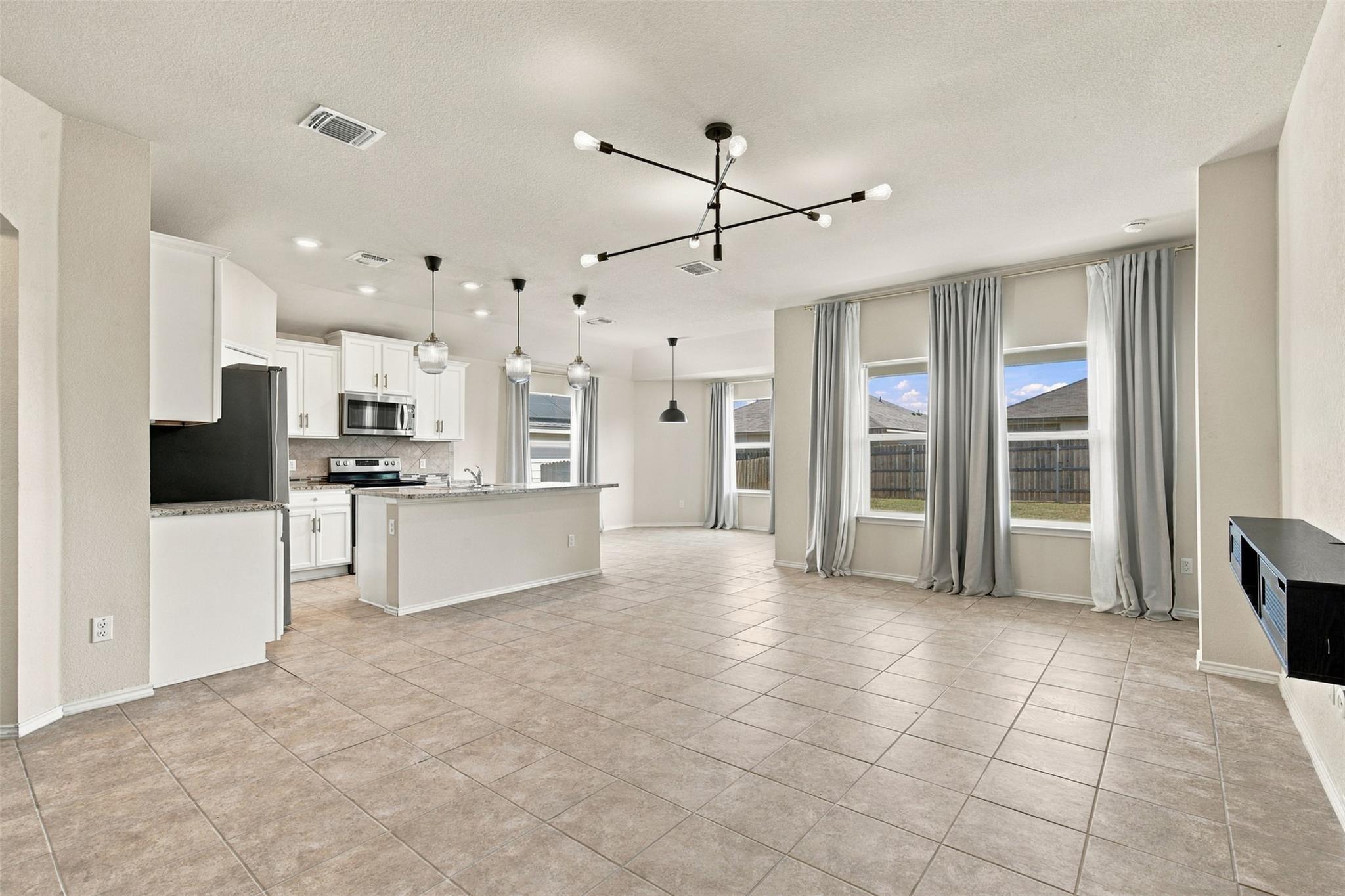 140 Rearden BLVD