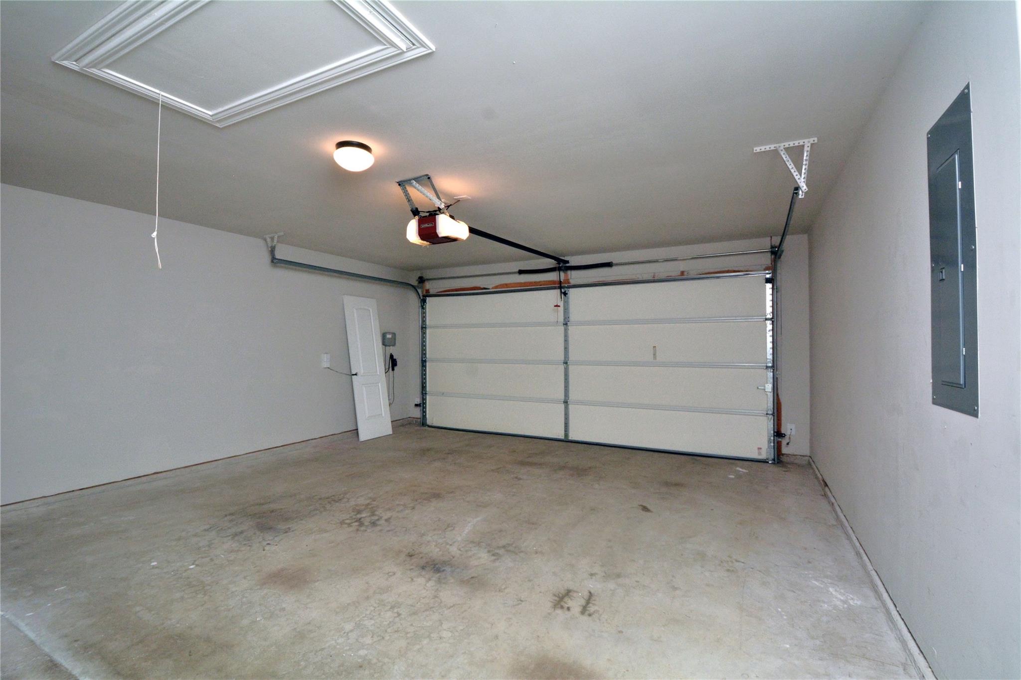 1922 Tawakoni DR