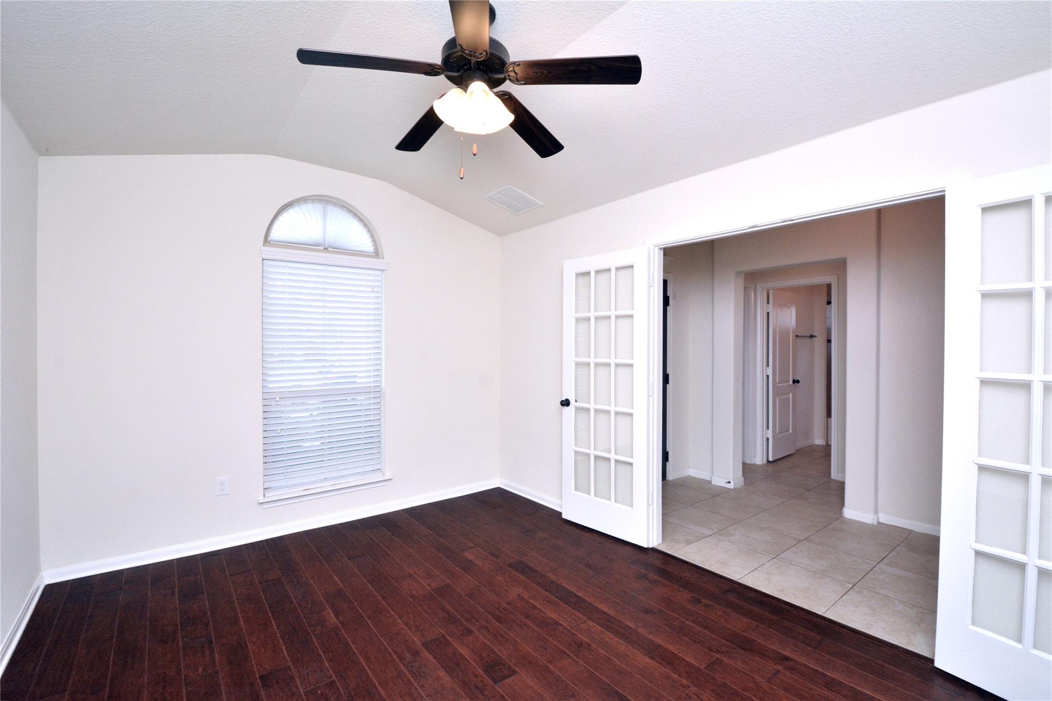 1922 Tawakoni DR