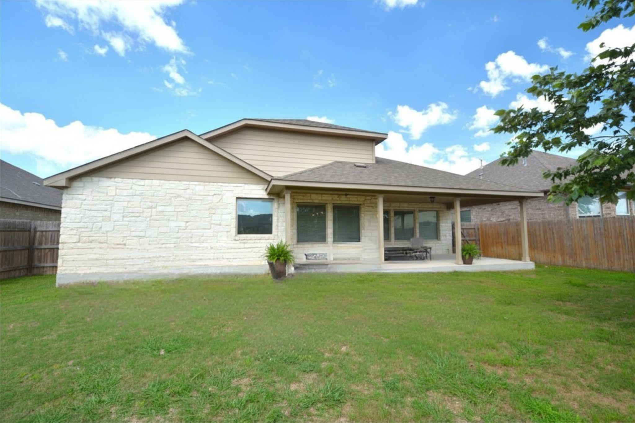 1922 Tawakoni DR