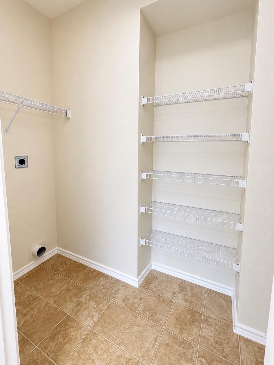 1481 E Old Settlers BLVD # 901