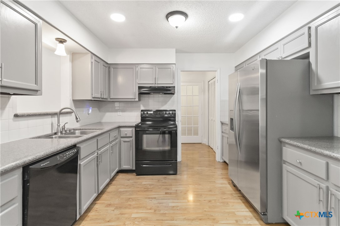 1211 Eagle Ridge