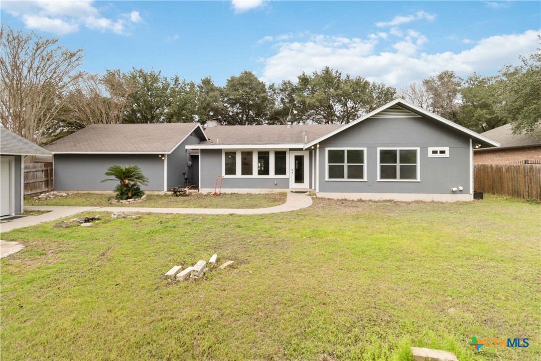 1211 Eagle Ridge