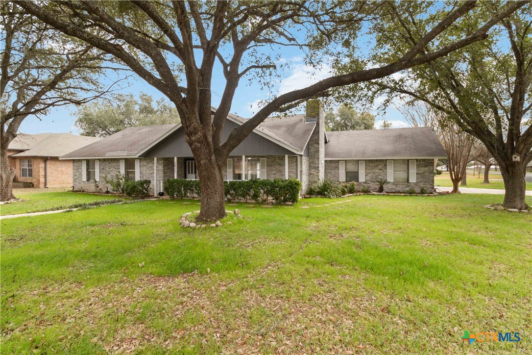 1211 Eagle Ridge