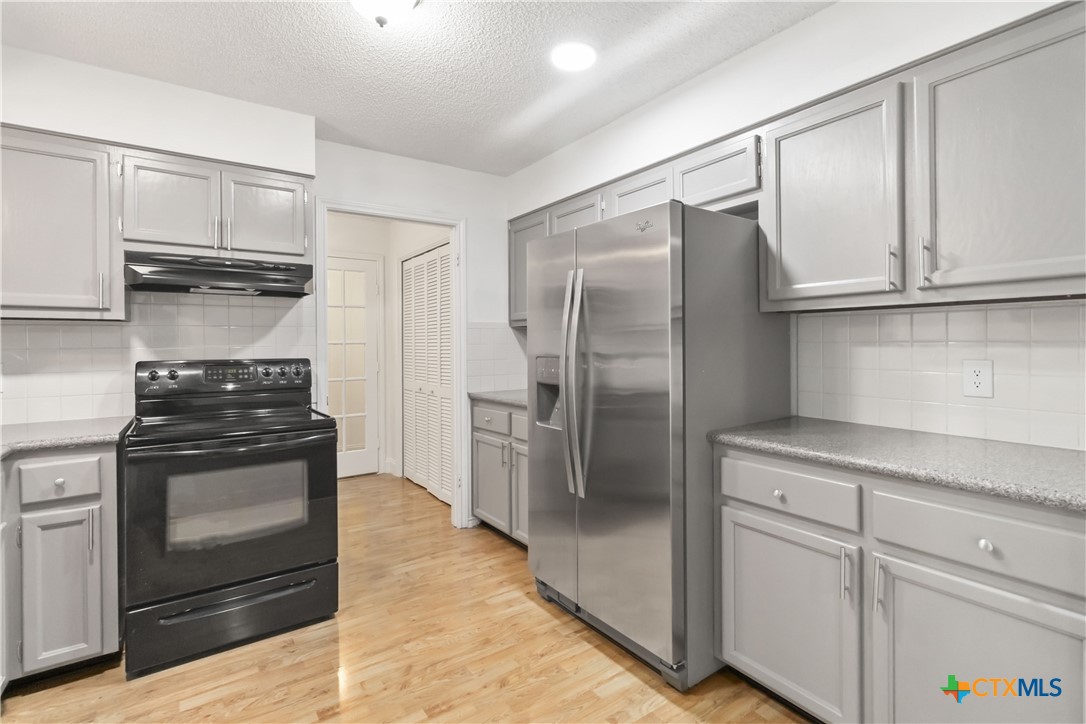 1211 Eagle Ridge