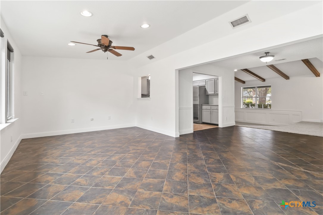 1211 Eagle Ridge