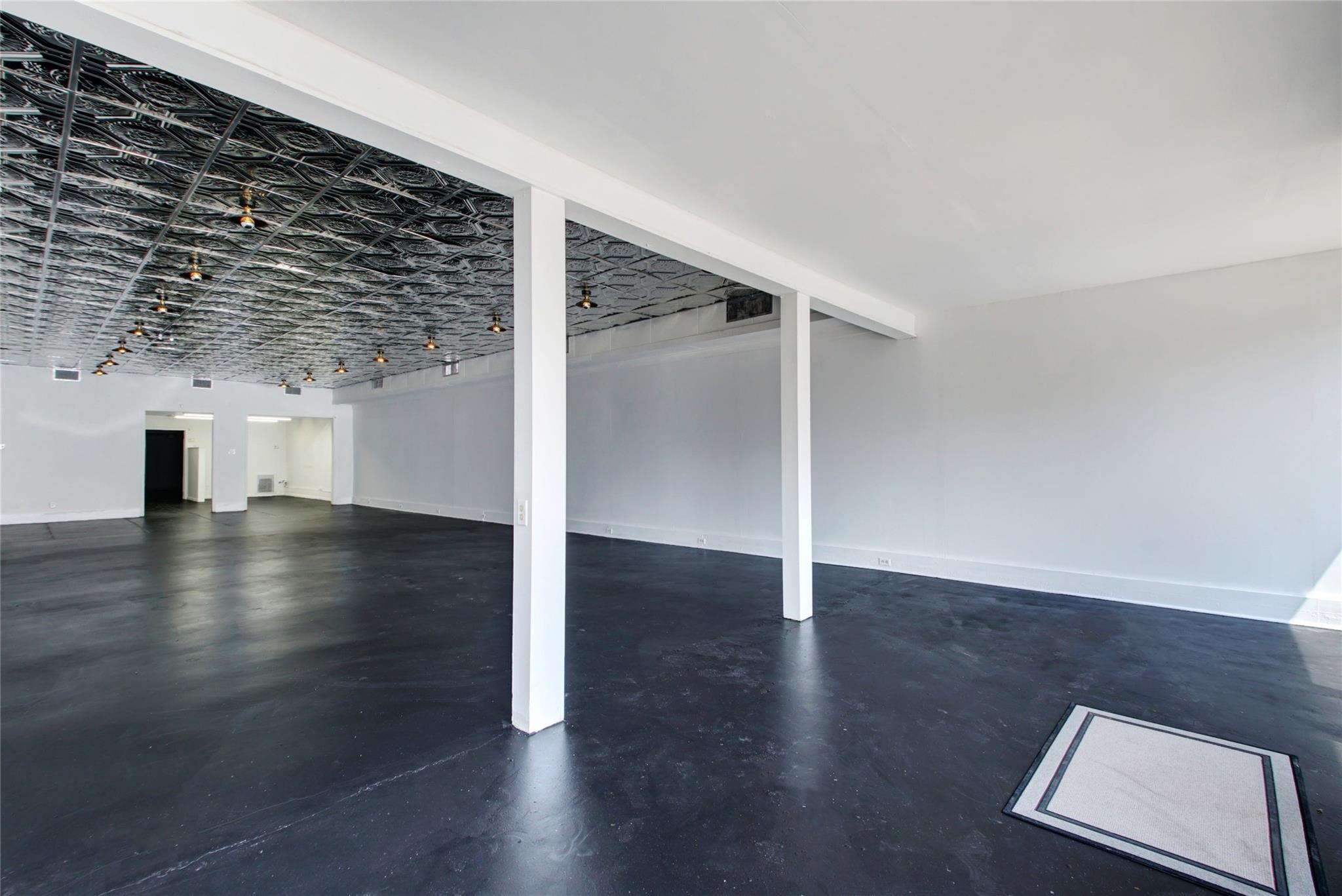 313 N Main ST