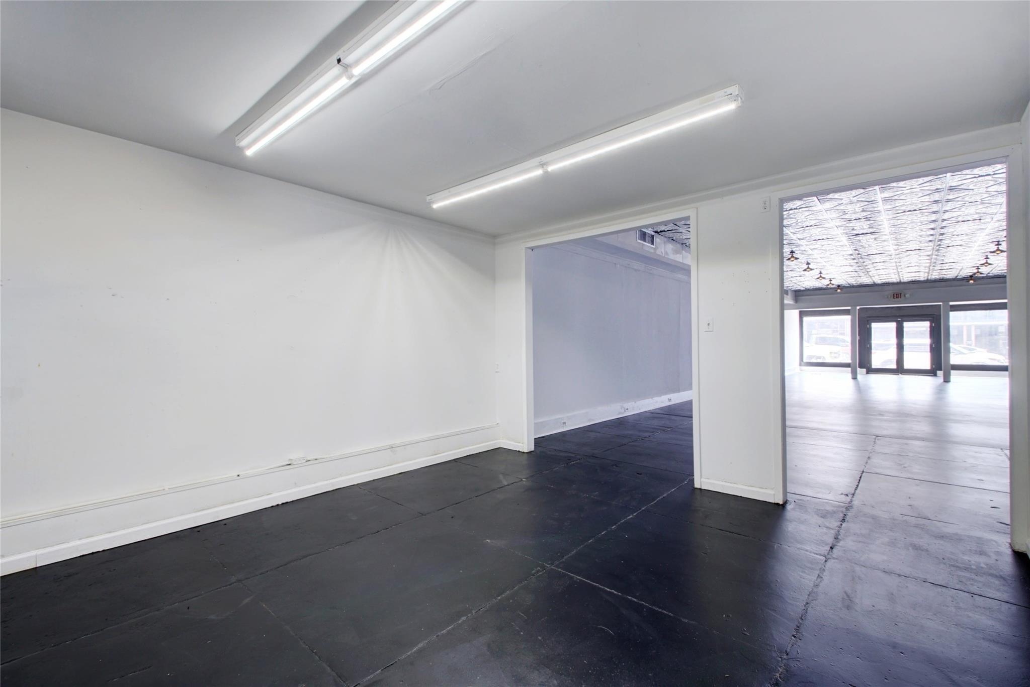 313 N Main ST