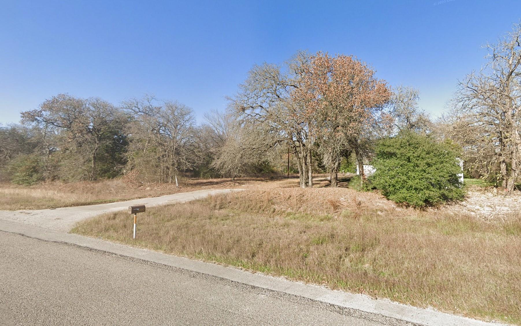 660 US 290 Highway E