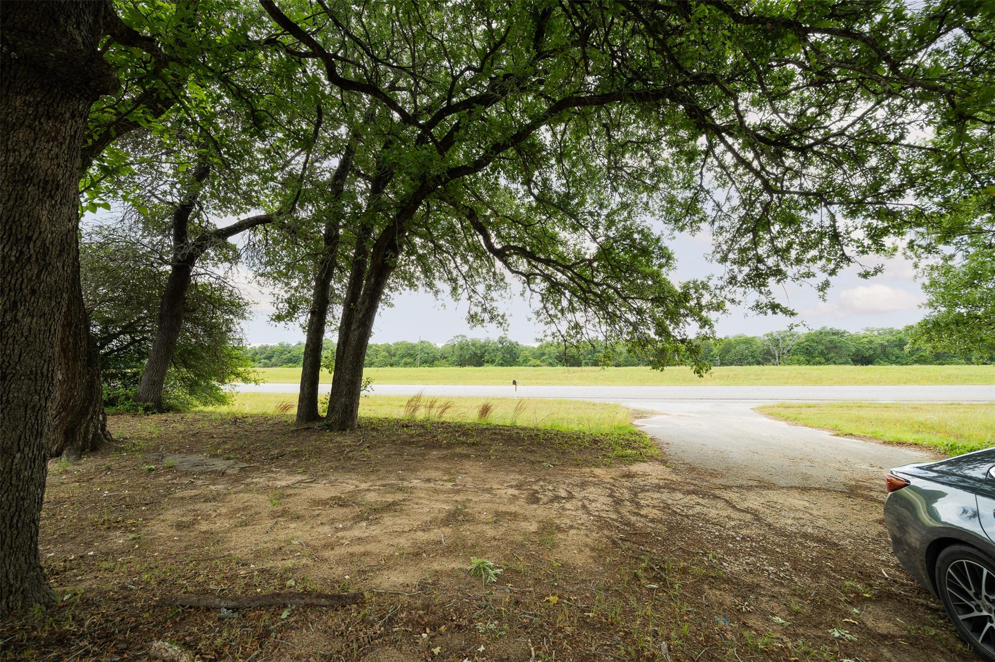 660 US 290 Highway E