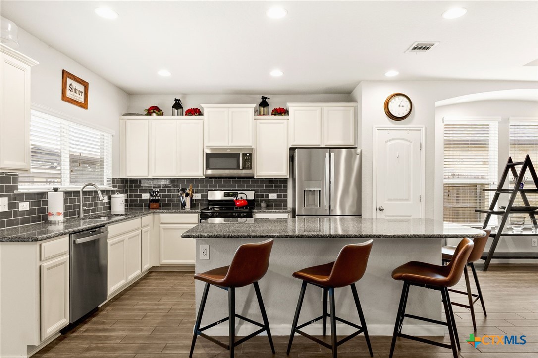 327 Limestone Creek