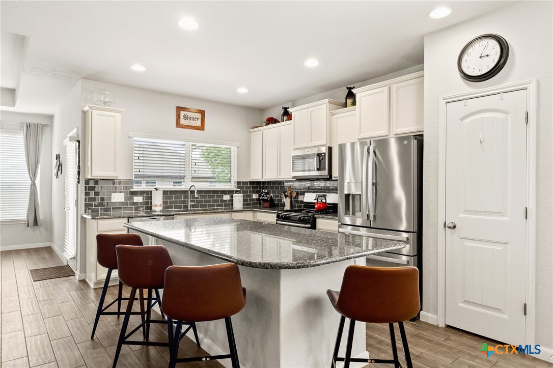 327 Limestone Creek