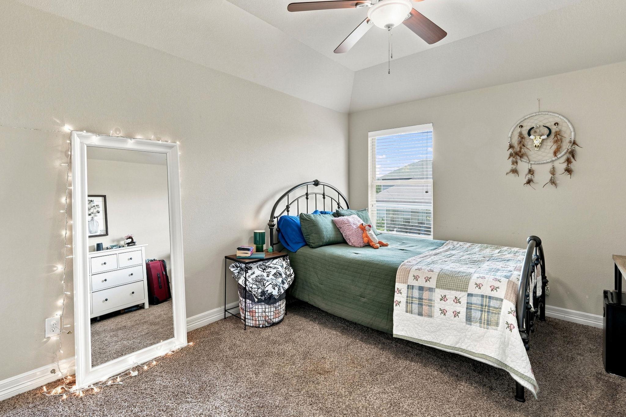3237 Hidalgo LOOP
