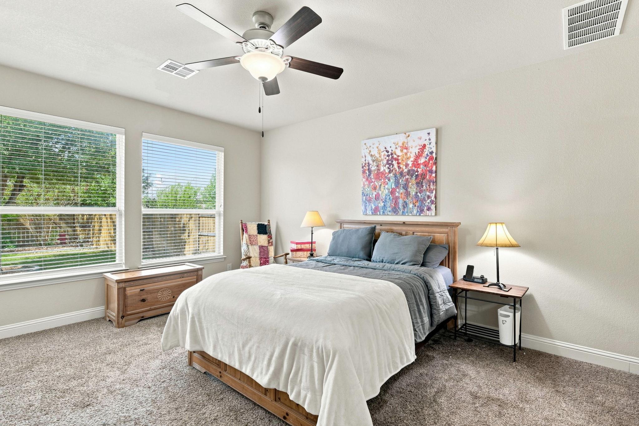 3237 Hidalgo LOOP
