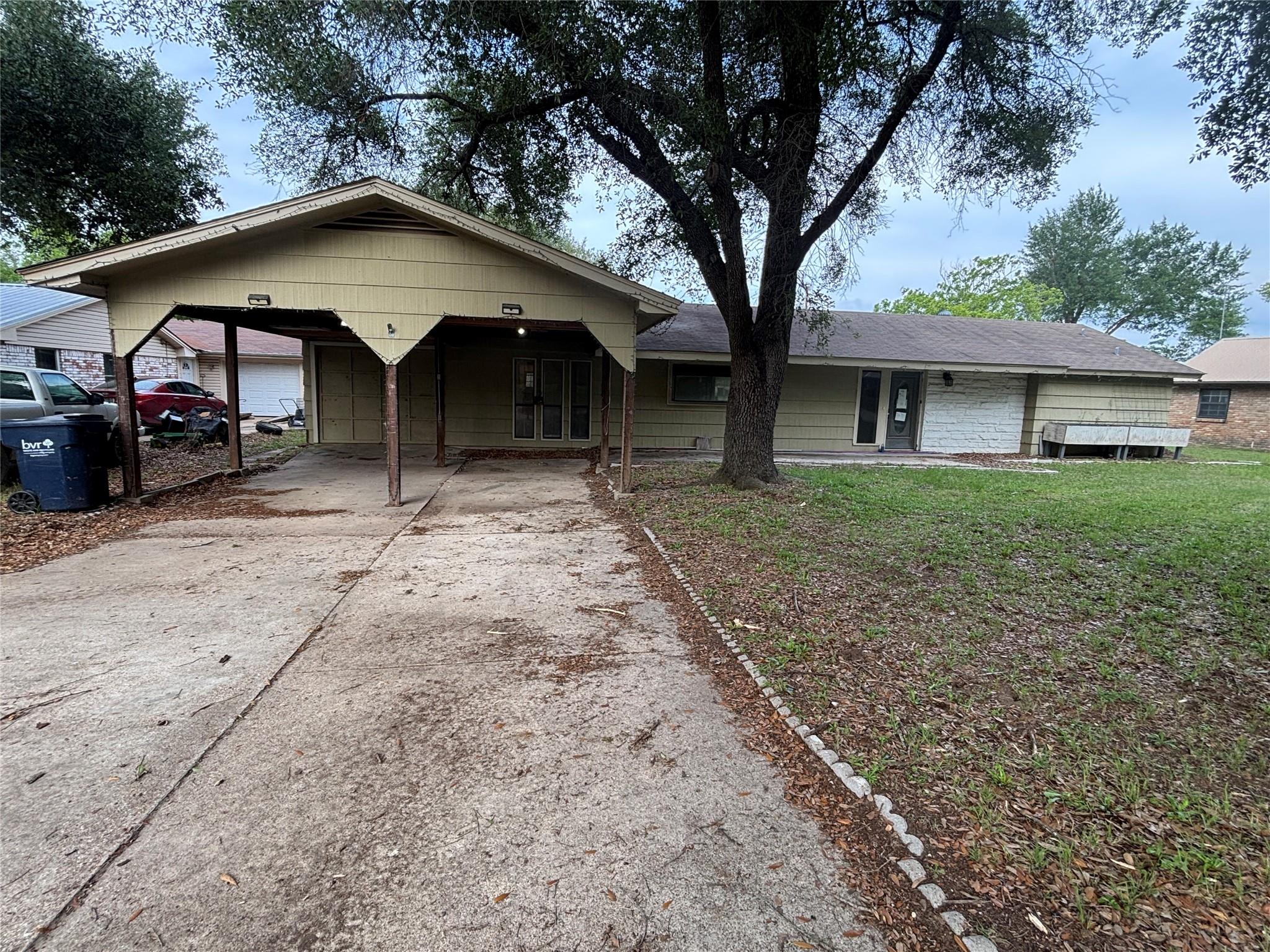 2408 Post Oak RD