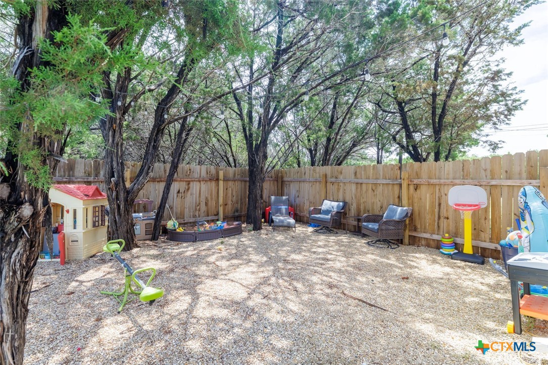 5116 Comanche Drive