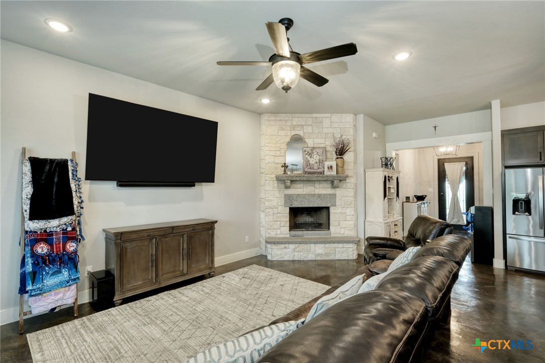 1127 Northcross Drive