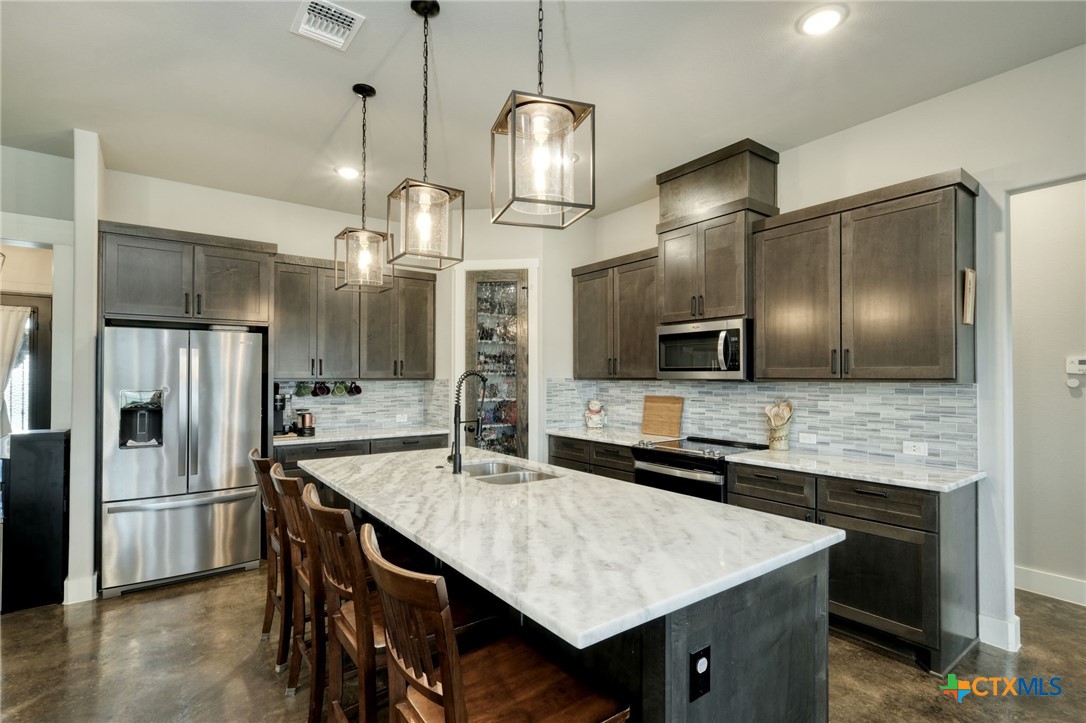 1127 Northcross Drive