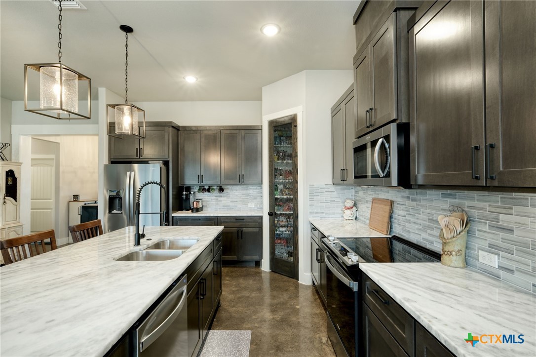 1127 Northcross Drive