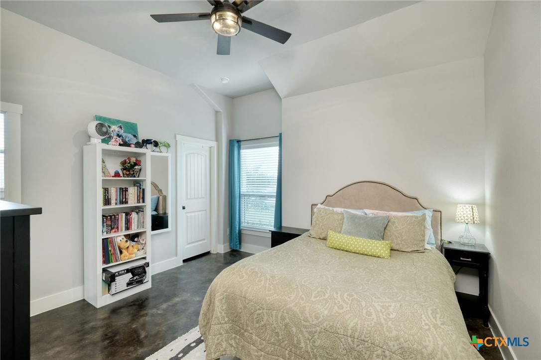 1127 Northcross Drive