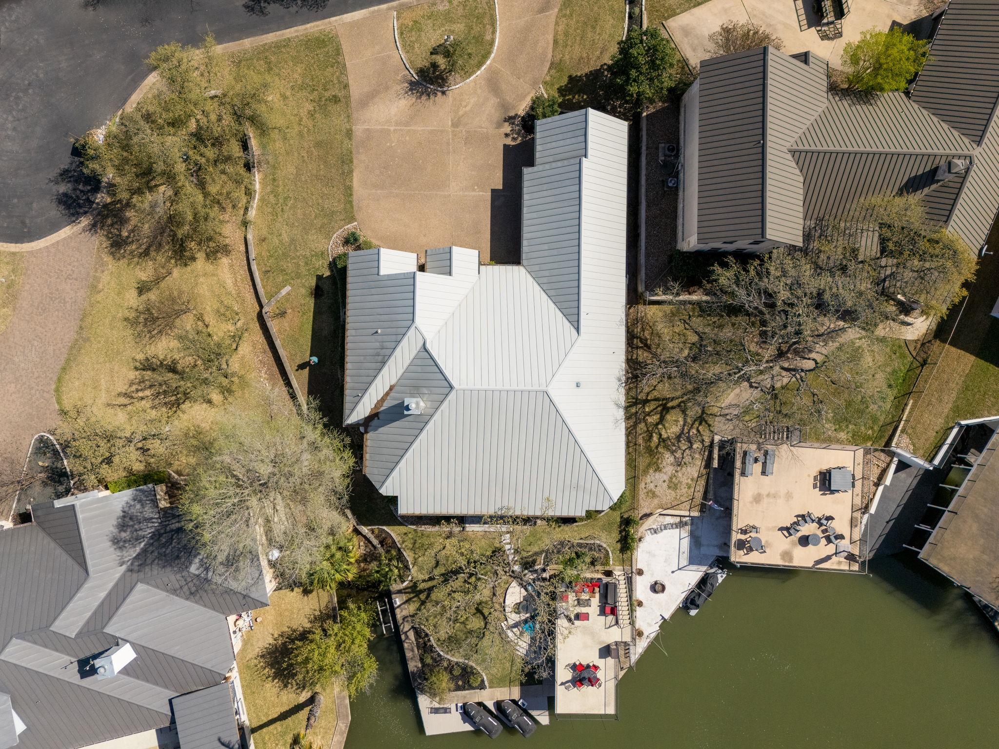 3012 Driftwood LN