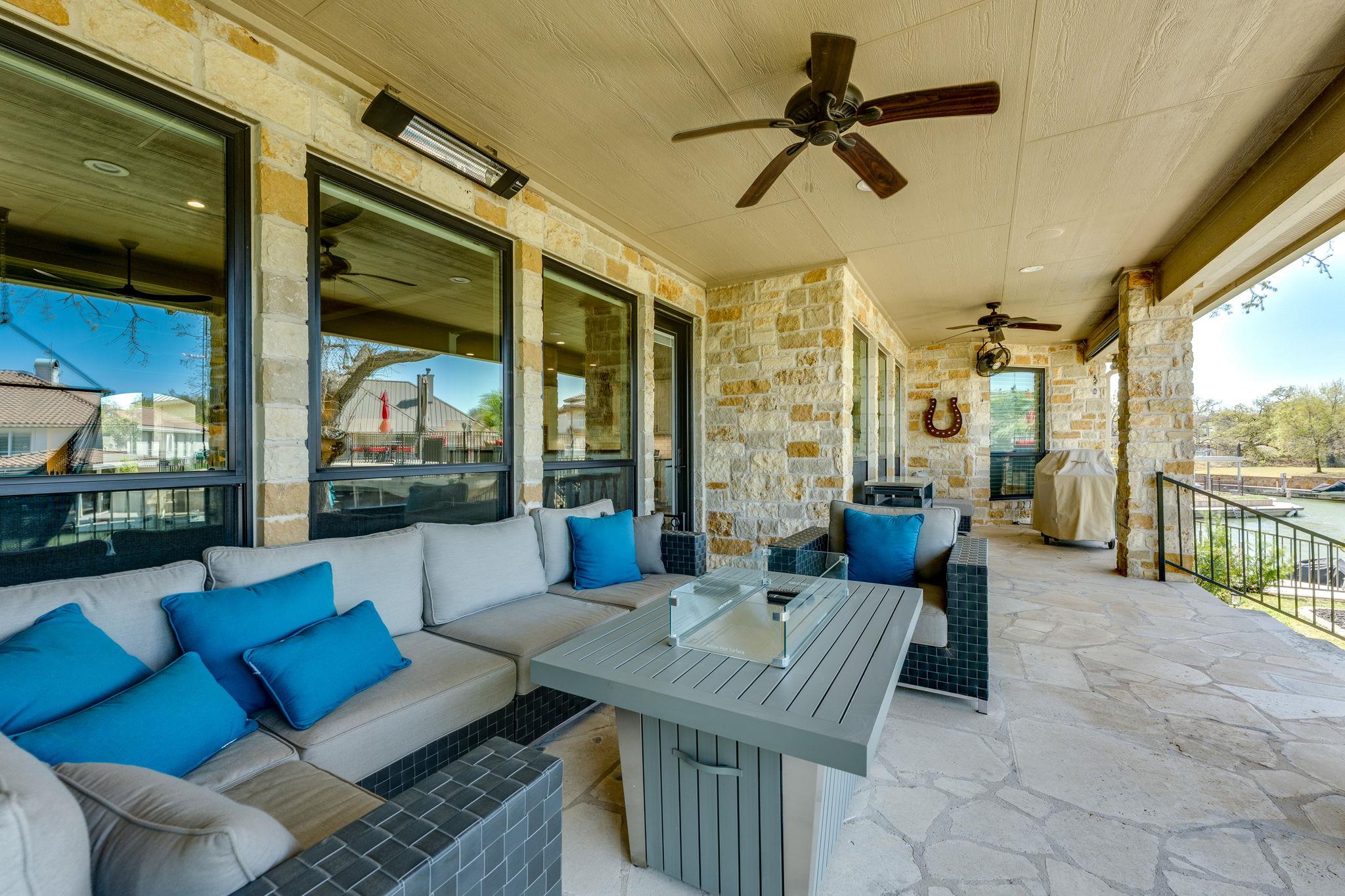 3012 Driftwood LN